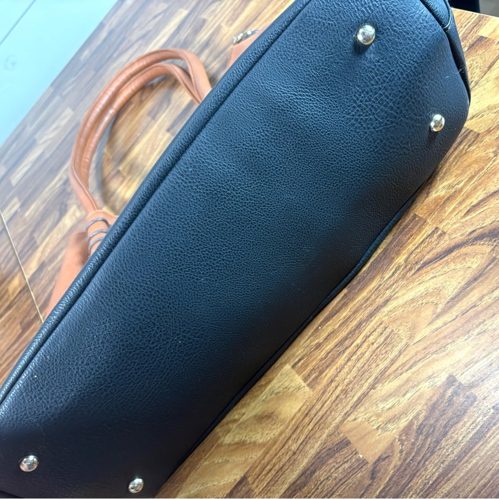 Black Rivet Tan & Navy Two-Tone Large Shoulder Tote Bag - Picture 5 of 7